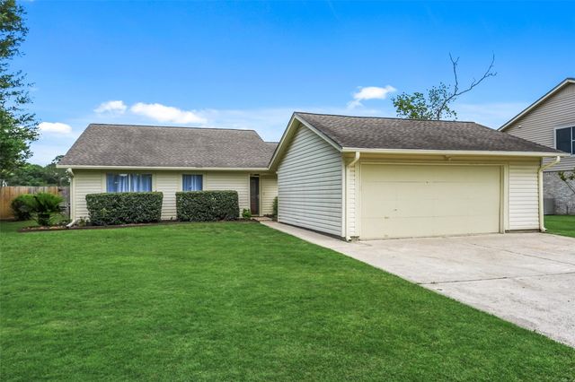 248 E Castle Harbour Drive, Friendswood, TX 77546