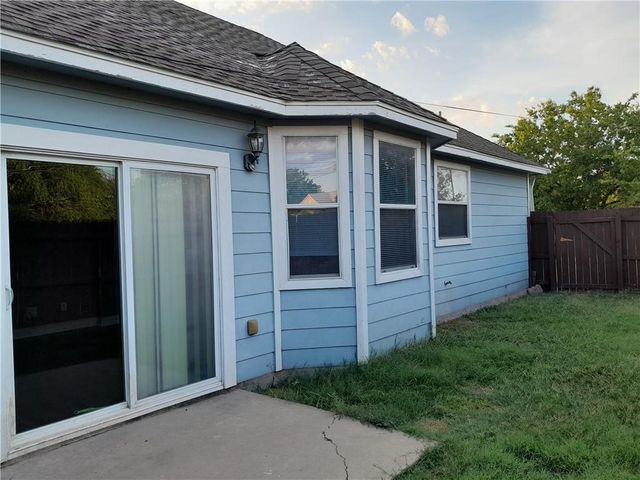 109 E Wheeler ST S, Manor, TX 78653