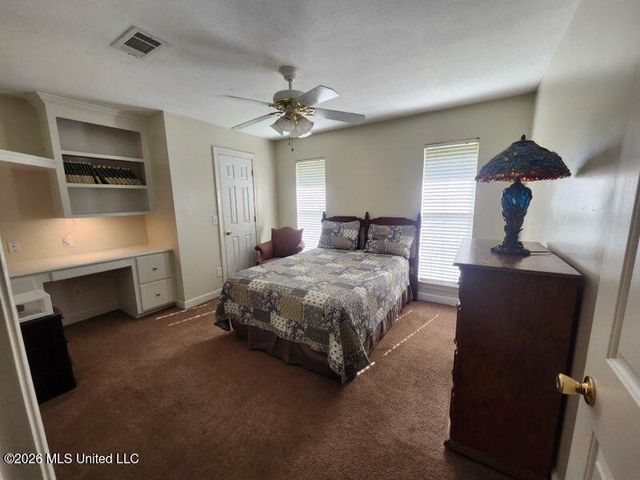 1100 Green Gable Place, Terry, MS 39170