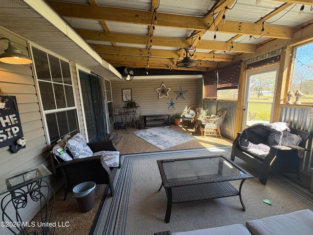 1100 Green Gable Place, Terry, MS 39170