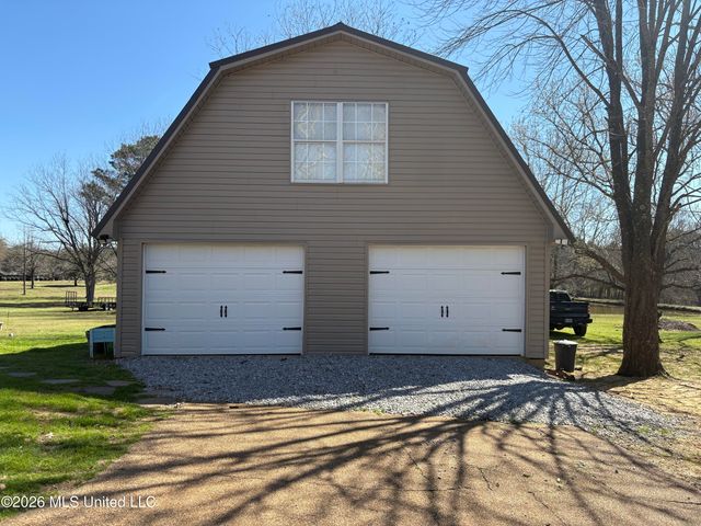 1100 Green Gable Place, Terry, MS 39170