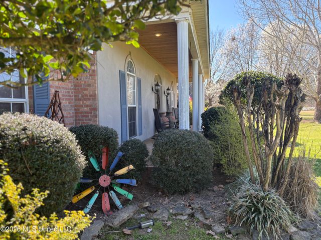 1100 Green Gable Place, Terry, MS 39170