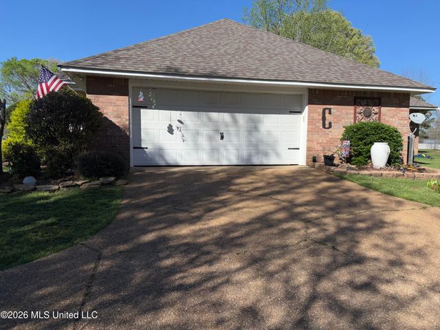 1100 Green Gable Place, Terry, MS 39170
