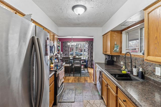 4517 Wakonda Parkway, Des Moines, IA 50315