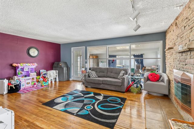 4517 Wakonda Parkway, Des Moines, IA 50315