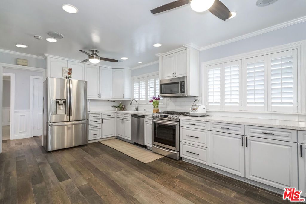 Image 16 of property listing at 13531 Fusano Avenue, Sylmar, CA 91342