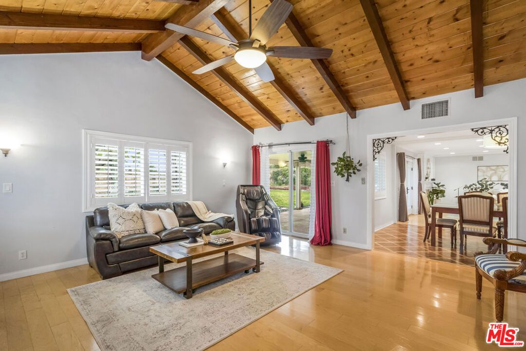 Image 21 of property listing at 13531 Fusano Avenue, Sylmar, CA 91342