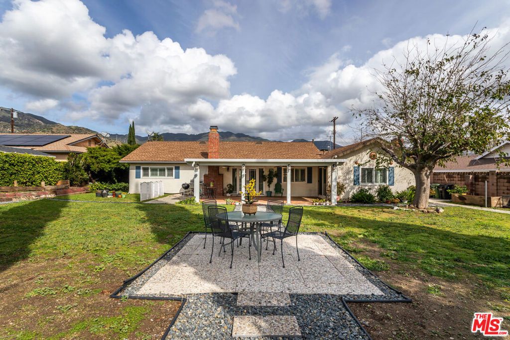 Image 40 of property listing at 13531 Fusano Avenue, Sylmar, CA 91342