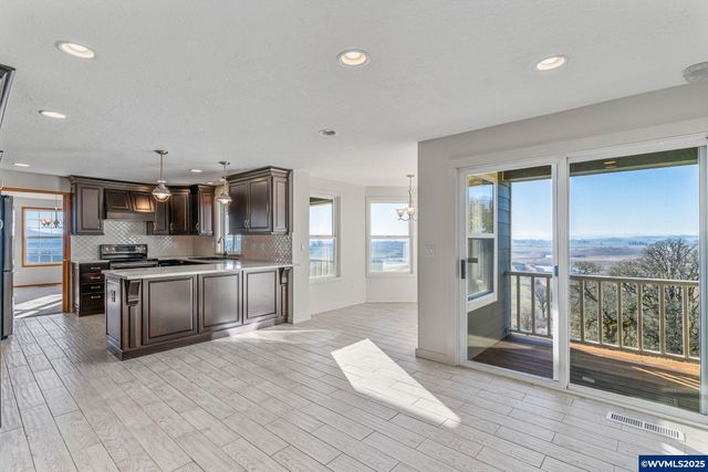 2665 N Pacific Hwy W, Rickreall, OR 97371