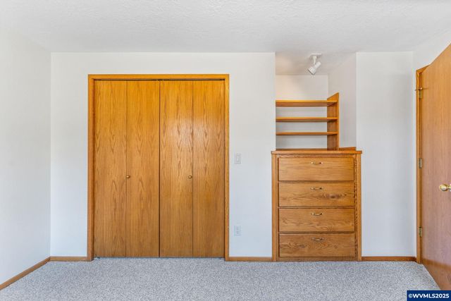 2665 N Pacific Hwy W, Rickreall, OR 97371