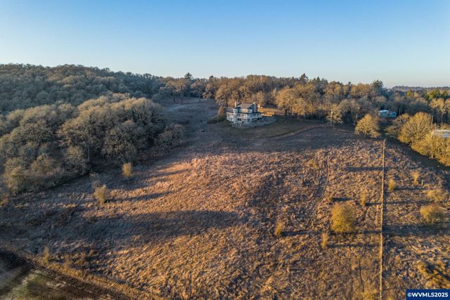 2665 N Pacific Hwy W, Rickreall, OR 97371