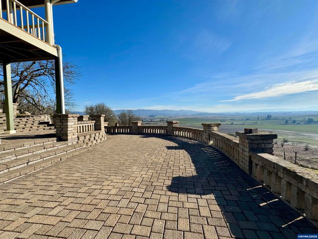 2665 N Pacific Hwy W, Rickreall, OR 97371