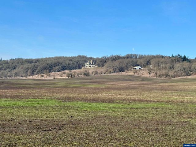 2665 N Pacific Hwy W, Rickreall, OR 97371