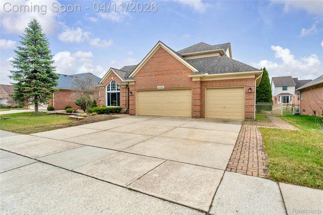 21266 Summerfield Drive, Macomb Township, MI 48044
