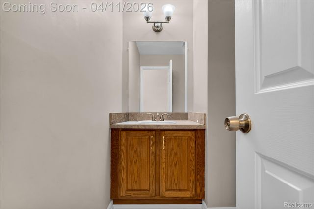 21266 Summerfield Drive, Macomb Township, MI 48044