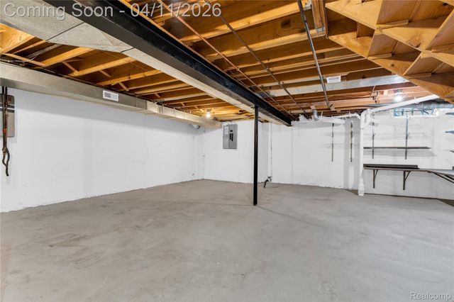 21266 Summerfield Drive, Macomb Township, MI 48044