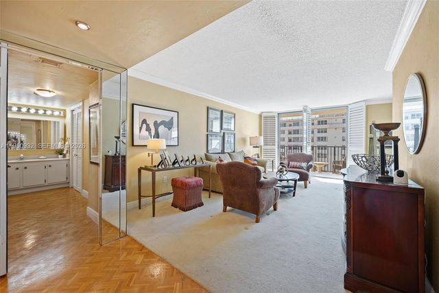 9273 Collins Ave 1102, Surfside, FL 33154