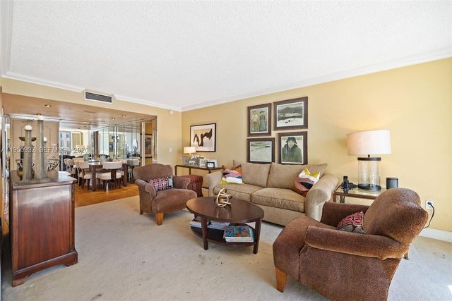 9273 Collins Ave 1102, Surfside, FL 33154