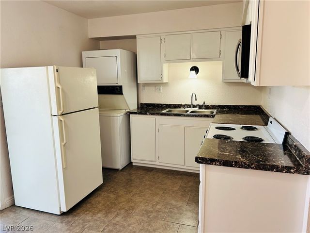 217 East Van Wagenen Street, Henderson, NV 89015