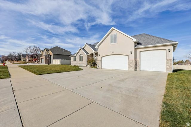 3352 W 10235 S, South Jordan, UT 84095