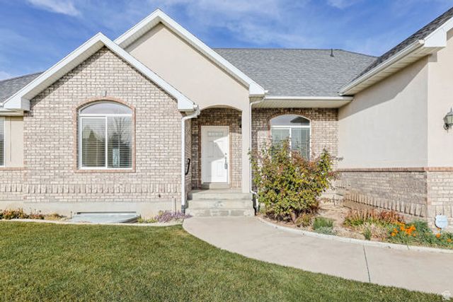 3352 W 10235 S, South Jordan, UT 84095