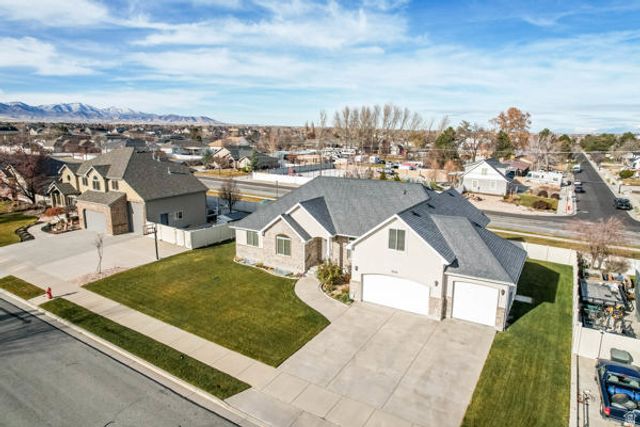 3352 W 10235 S, South Jordan, UT 84095