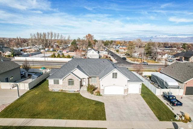 3352 W 10235 S, South Jordan, UT 84095