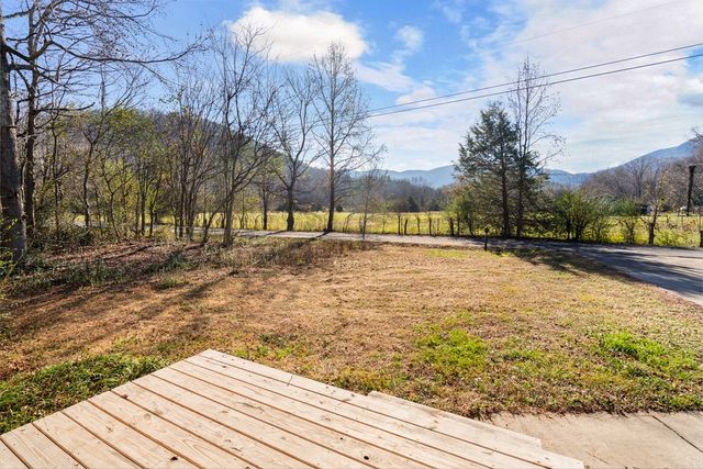 111 Milas Winkler Road, Chatsworth, GA 30705