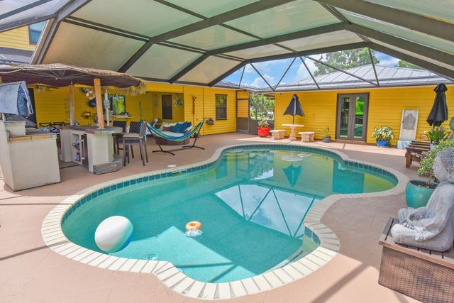2937 SE Darien Road, Port St. Lucie, FL 34952