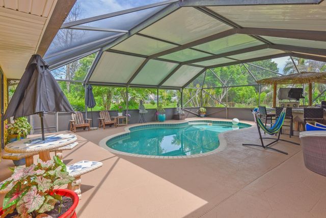 2937 SE Darien Road, Port St. Lucie, FL 34952