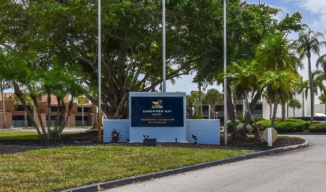 2937 SE Darien Road, Port St. Lucie, FL 34952