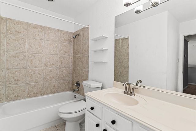 5103 Adamstown Place, Arlington, TX 76017