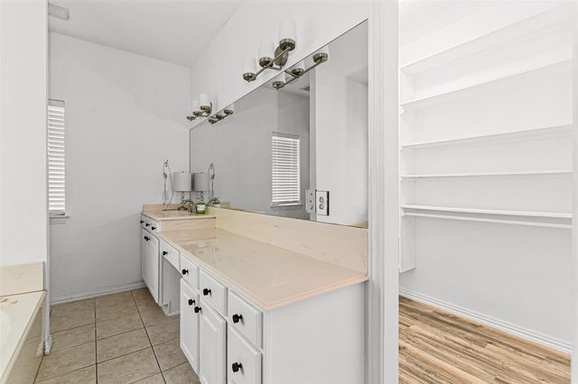 5103 Adamstown Place, Arlington, TX 76017