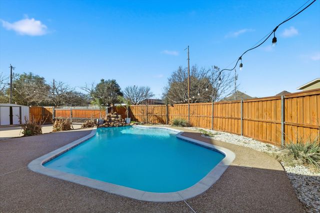 1544 Mountain Laurel Drive, Keller, TX 76248