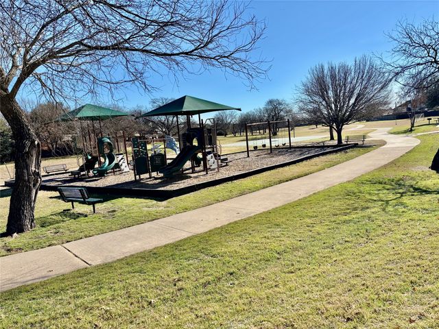 1544 Mountain Laurel Drive, Keller, TX 76248