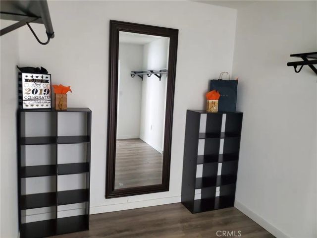 23041 Erwin, Woodland Hills, CA 91367