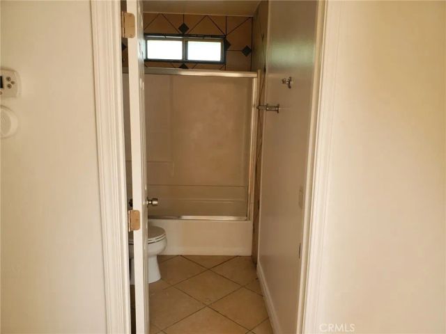 23041 Erwin, Woodland Hills, CA 91367