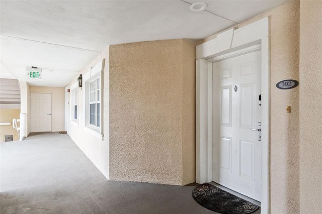 1352 CENTRE COURT RIDGE DRIVE 302, Reunion, FL 34747