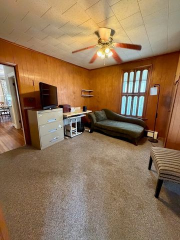 57 Glendale Ave, Peabody, MA 01960