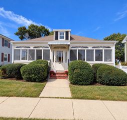 57 Glendale Ave, Peabody, MA 01960