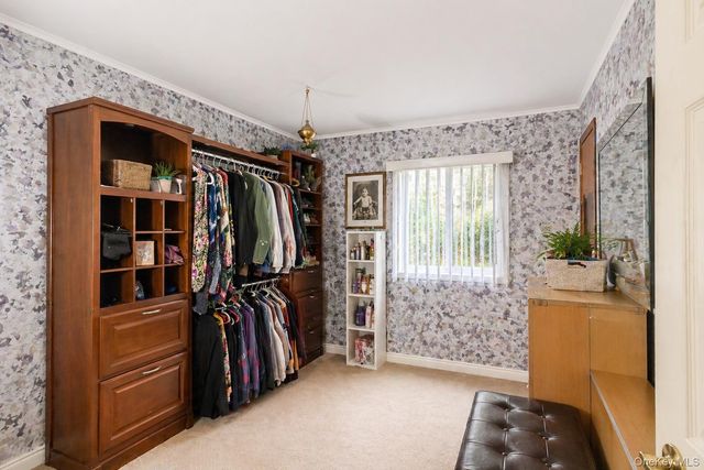 11 Seaford Road, Mastic Beach, NY 11951