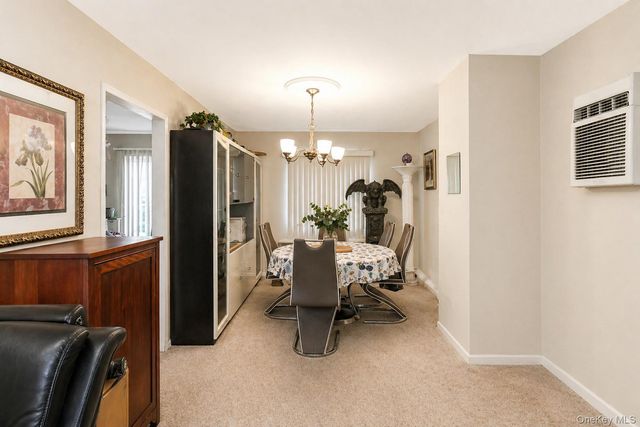 11 Seaford Road, Mastic Beach, NY 11951