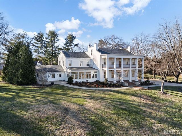 1 Southpoint Place, Washington, MO 63090