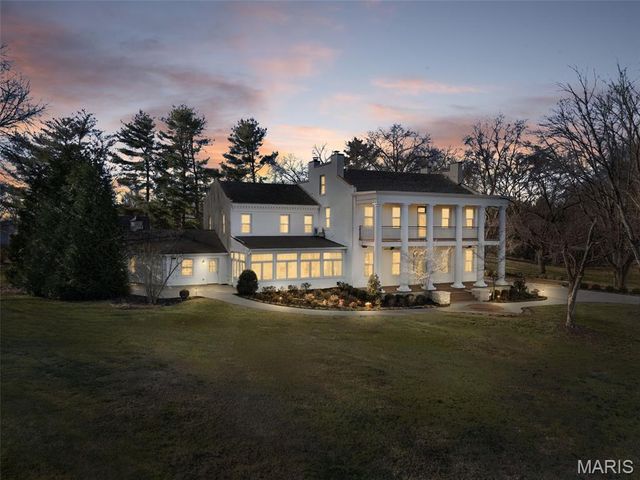 1 Southpoint Place, Washington, MO 63090