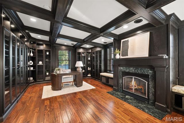 1 Southpoint Place, Washington, MO 63090