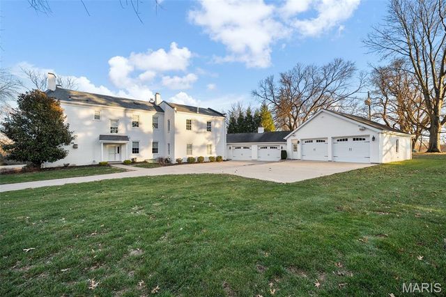 1 Southpoint Place, Washington, MO 63090