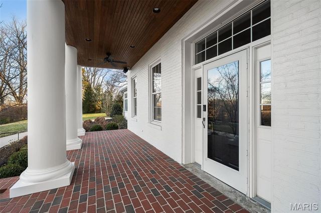 1 Southpoint Place, Washington, MO 63090