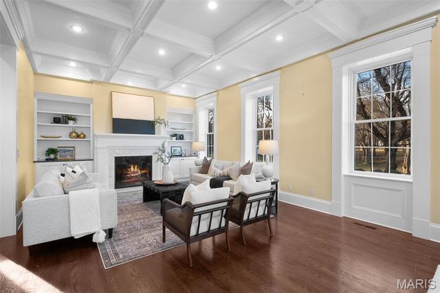 1 Southpoint Place, Washington, MO 63090