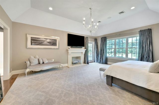 8-10 Championship Drive, Mamaroneck, NY 10543