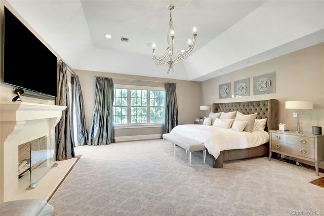 8-10 Championship Drive, Mamaroneck, NY 10543